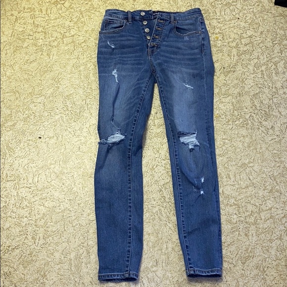 Jeans - Picture 1 of 2